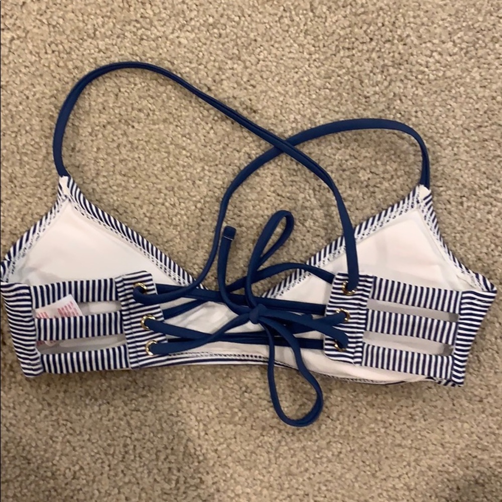 bathing suit - Picture 2 of 2